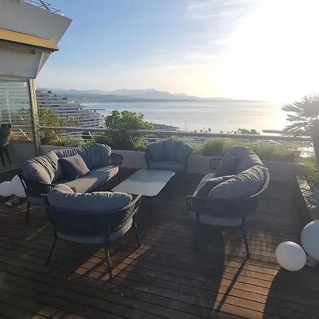 Lux- apparemment à Marina baie des Anges -vue de la mer * Villeneuve-Loubet