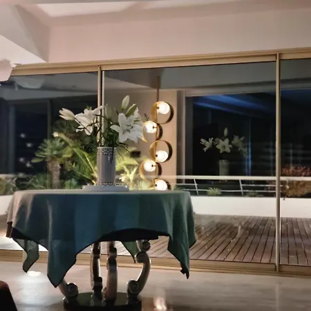 Appartamento Lux- apparemment à Marina baie des Anges -vue de la mer